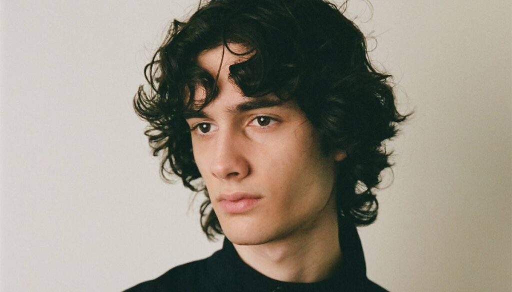 Sombr will get attacked throughout BRIT awards or was it simply act? Sombr gets attacked during BRIT awards or was it just act?